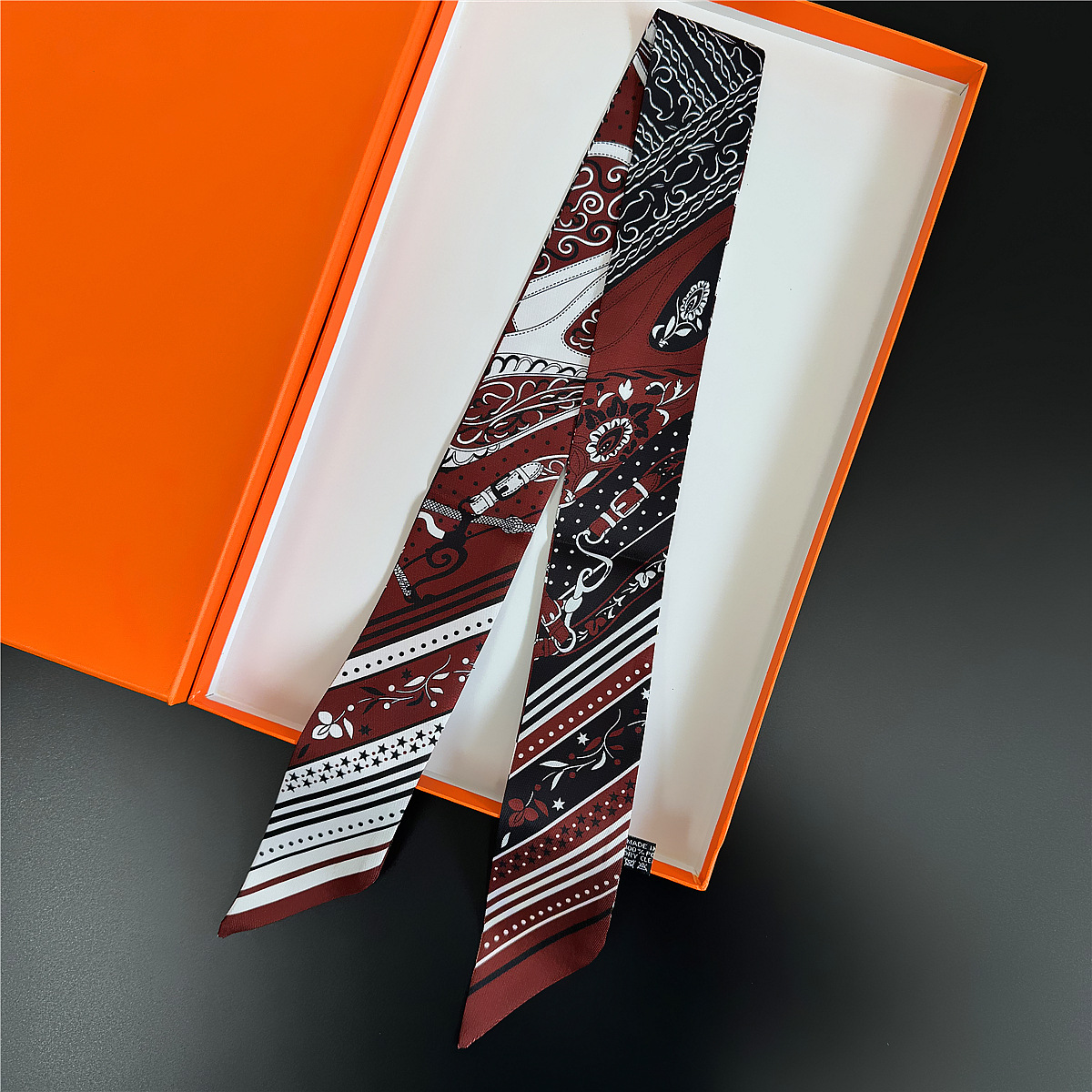 Écharpes en soie décoratives f - Ethnic Fashion Design avis et prix
